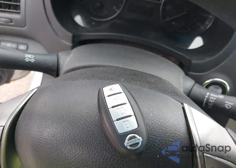 2015 Nissan Altima 2.5 S z USA, uszkodzony, nr VIN 1N4AL3AP4FN404381